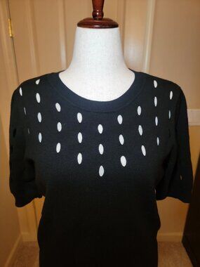 DKNY Women’s Black Short Sleeve Sweater Cutout Oval Detail Crewneck Size L